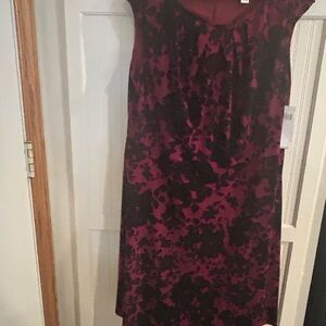 Elegant Burgundy and Black Dress